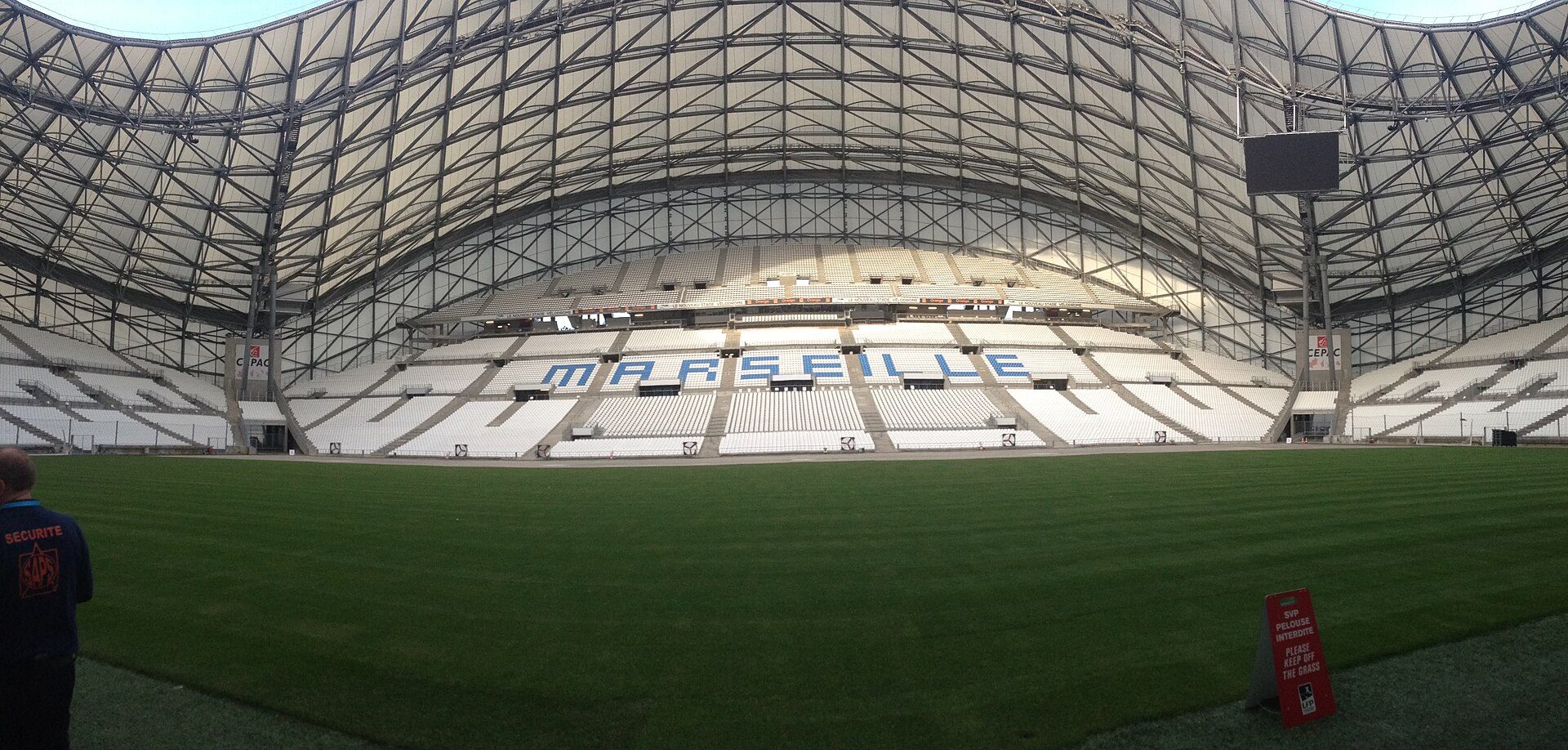 The Velodrome Effect: Playing Under Marseille's Pressure